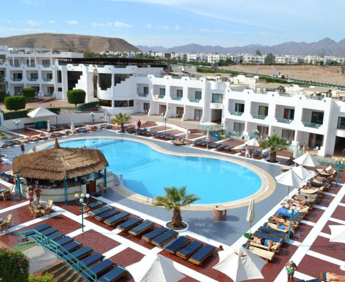 Atostogos 4* viešbutyje SHARM HOLIDAY RESORT AQUA PARK (skrydis iš Rygos)!