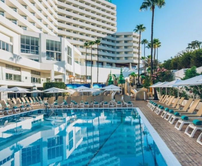 Atostogos 4* viešbutyje IBEROSTAR WAVES BOUGANVILLE PLAYA Tenerifėje!