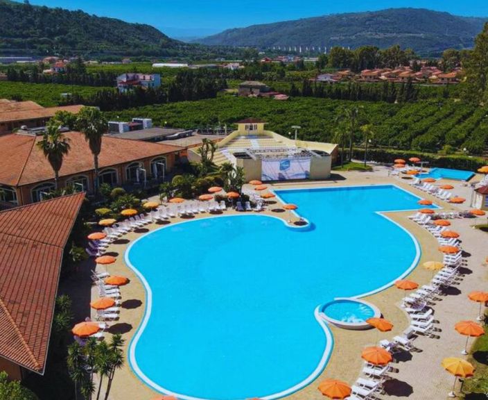 Poilsis jūros numylėtoje Kalabrijoje, 4* FUTURA CLUB LA PRAYA viešbutyje!