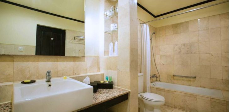 apsistokite LEGIAN PARADISO HOTEL viešbutyje už gerą kainą.