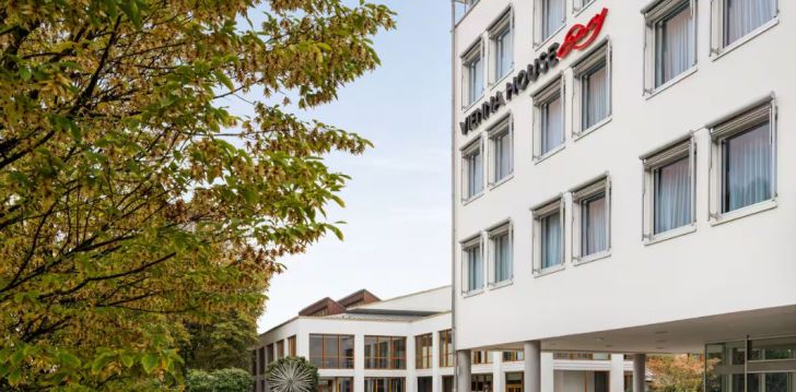 Apsistokite VIENNA HOUSE EASY BY WYNDHAM GUNZBURG viešbutyje už gerą kainą. 