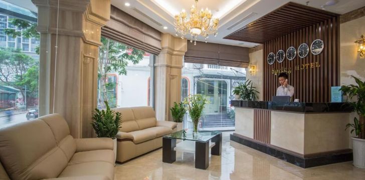 apsistokite SPRING HOTEL HANOI viešbutyje už gerą kainą.