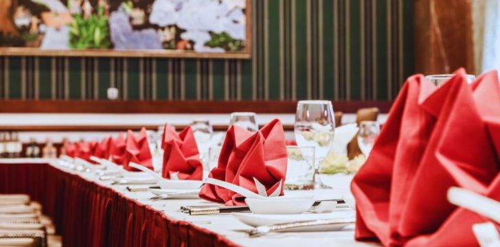 patogus viešbutis jūsų kelionei – 4* ARMY HOTEL