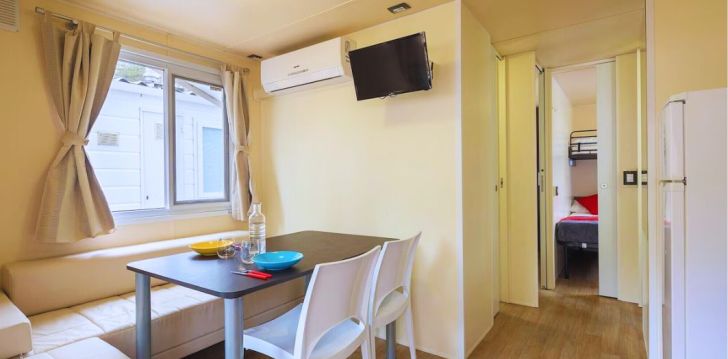 apsistokite CENTRO VACANZE ISULEDDA viešbutyje už gerą kainą. 
