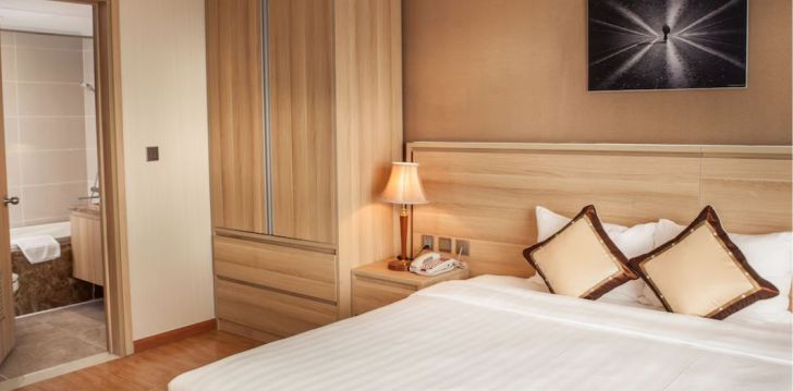 SUPER CANDLE HOTEL - klientų vertinamas, kaip geras kainos ir kokybės santykis. 