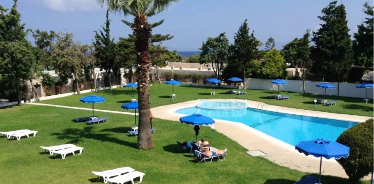 Planuoji kelionę į Graikija? apsistokite 4 viešbutyje MATOULA BEACH HOTEL.
