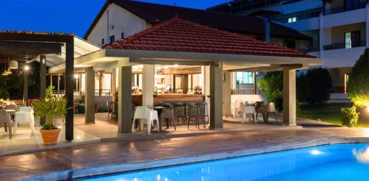 Viešbutis MATOULA BEACH HOTEL įsikūręs Graikija. 