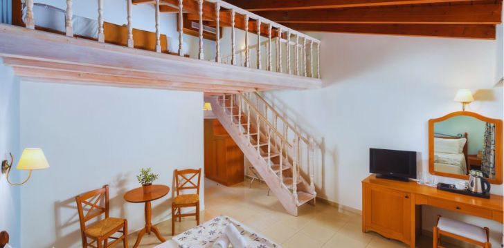 Patogus viešbutis jūsų kelionei – 4* MATOULA BEACH HOTEL
