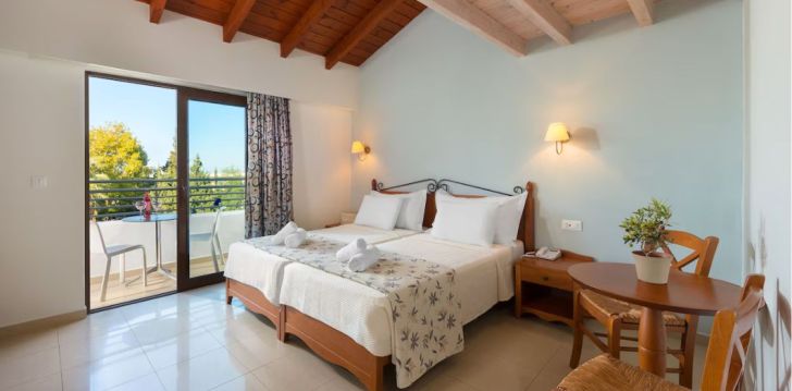 Rinkitės viešbutį MATOULA BEACH HOTEL kelionei į Graikija