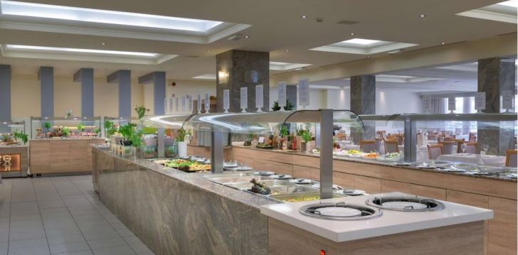 tavęs laukia poilsis Graikija įsikūrusiame SUN BEACH RESORT