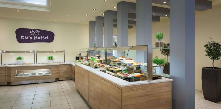 apsistokite SUN BEACH RESORT viešbutyje už gerą kainą. 