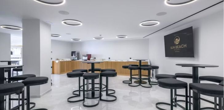 planuoji kelionę į Graikija? apsistokite 4 viešbutyje SUN BEACH RESORT.