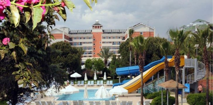 apsistokite INSULA RESORT & SPA viešbutyje už gerą kainą. 