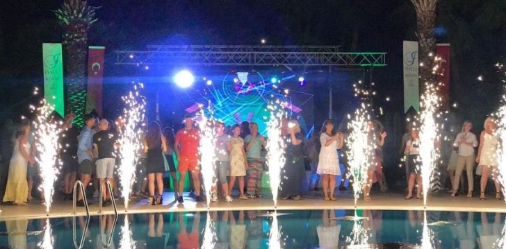 Smagios šeimos atostogos 5* INSULA RESORT & SPA viešbutyje! 12