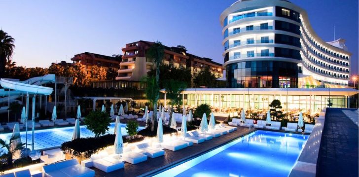 apsistokite Q PREMIUM RESORT viešbutyje už gerą kainą.