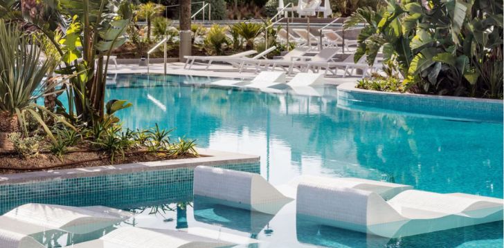 atostogos Ispanija – apsistokite viešbutyje AQUA HOTEL SILHOUETTE & SPA