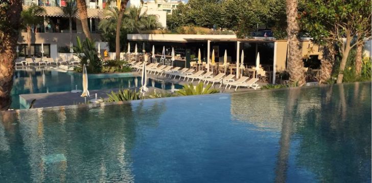 planuoji kelionę į Ispanija? apsistokite 4 viešbutyje AQUA HOTEL SILHOUETTE & SPA.