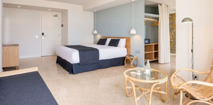 atostogos Ispanija – apsistokite viešbutyje AQUA HOTEL SILHOUETTE & SPA