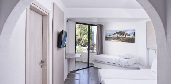 apsistokite BLUE BAY RESORT viešbutyje už gerą kainą.