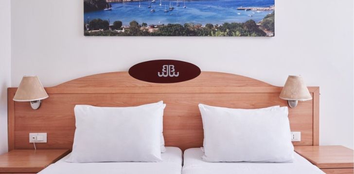 viešbutis BLUE BAY RESORT įsikūręs Graikija.