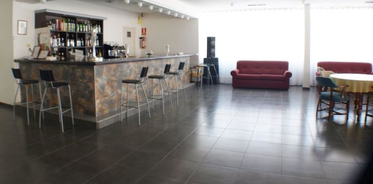 tavo atostogos prasideda viešbutyje KRISTAL