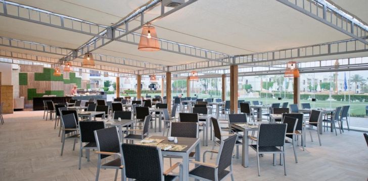 Planuoji kelionę į Egiptas? apsistokite 5 viešbutyje AMPHORAS RESORT.