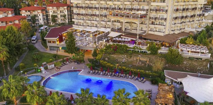 apsistokite JUSTINIANO DELUXE RESORT viešbutyje už gerą kainą. 