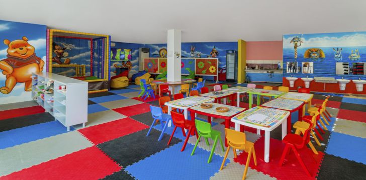 rinkitės viešbutį JUSTINIANO DELUXE RESORT kelionei į Turkija