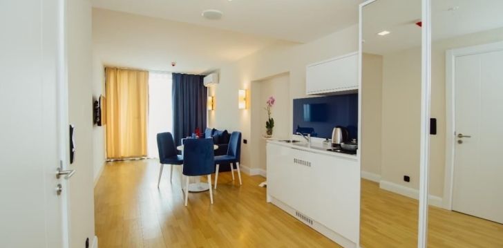 planuoji kelionę į Sakartvelas? apsistokite 4 viešbutyje SEA VIEW APARTHOTEL BY ORBI CITY. 