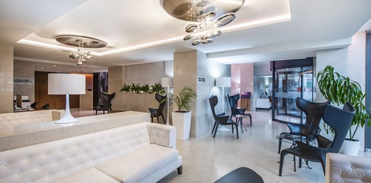 atostogos Sakartvelas – apsistokite viešbutyje ALLIANCE PALACE BATUMI