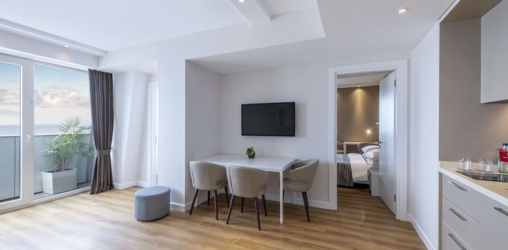 Nepamirštamos atostogos Batumyje, 5* ALLIANCE PALACE BATUMI viešbutyje, Sakartvele! 22