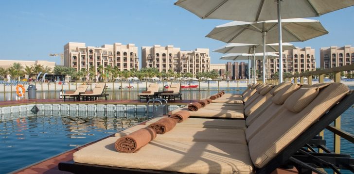 Viešbutis DOUBLETREE BY HILTON RESORT & SPA MARJAN ISLAND įsikūręs JAE.