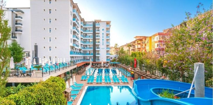 Apsistokite CLUB BIG BLUE SUITE viešbutyje už gerą kainą. 