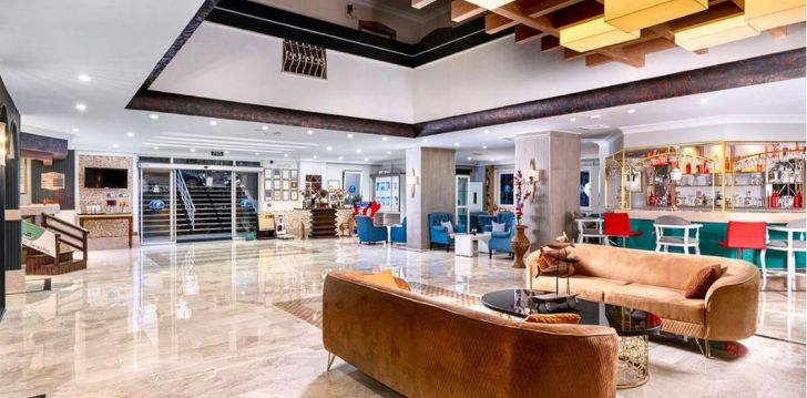 Tavo atostogos prasideda viešbutyje CLUB BIG BLUE SUITE