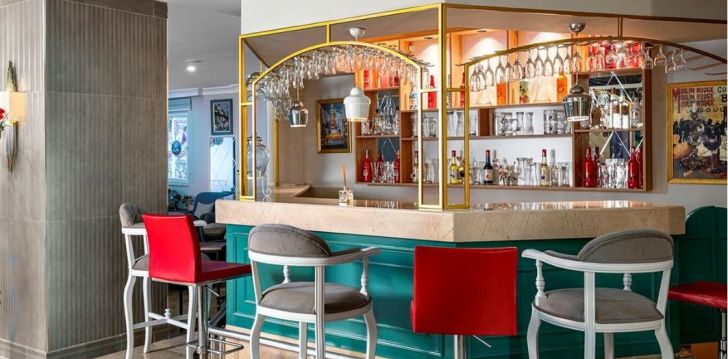 Rinkitės viešbutį CLUB BIG BLUE SUITE kelionei į Turkija