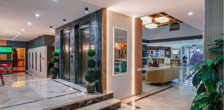 CLUB BIG BLUE SUITE - klientų vertinamas, kaip geras kainos ir kokybės santykis. 