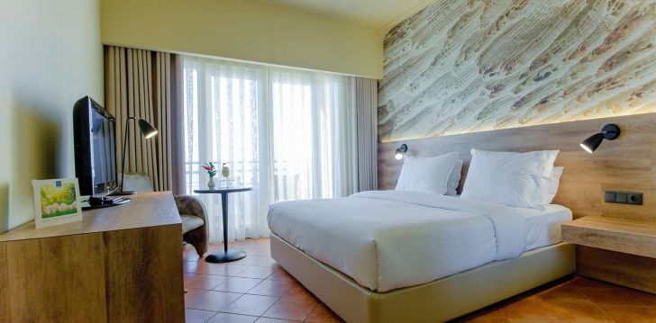 apgyvendinimas 4* CALHETA BEACH