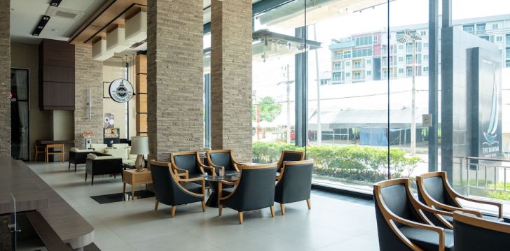 Rinkitės viešbutį THE MARINA PHUKET HOTEL kelionei į Tailandas