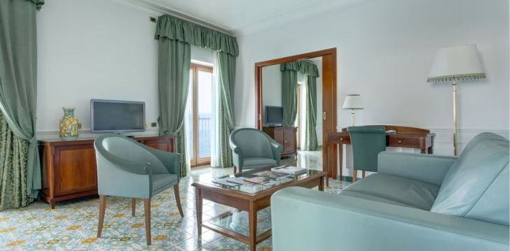 Apgyvendinimas 4* LLOYD'S BAIA HOTEL