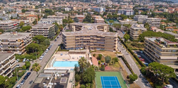 Apsistokite APTS PIERRE ET VACANCES HELIOTEL MARINE viešbutyje už gerą kainą.