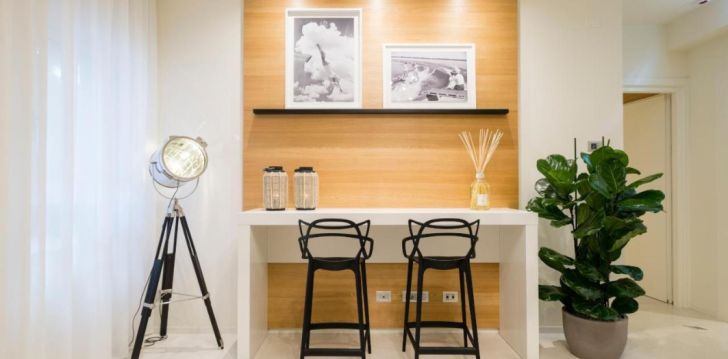 viešbutis METROPOL CECCARINI SUITE įsikūręs Italija.