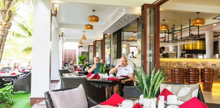 nepraleisk progos pailsėti už gerą kainą - viešbutyje MERCURY RESORT & VILLAS