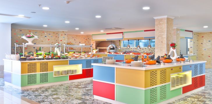 Tavęs laukia poilsis Turkija įsikūrusiame CRYSTAL CLUB WORLD OF COLOURS