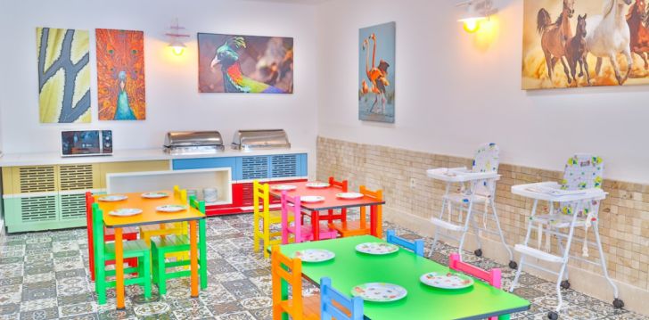 Viešbutis CRYSTAL CLUB WORLD OF COLOURS įsikūręs Turkija.