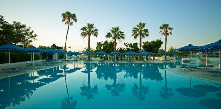 Apsistokite MITSIS FALIRAKI BEACH HOTEL & SPA viešbutyje už gerą kainą.