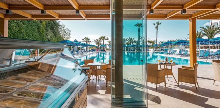 MITSIS FALIRAKI BEACH HOTEL & SPA - klientų vertinamas, kaip geras kainos ir kokybės santykis.