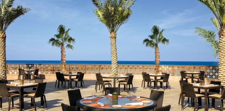 Jaukus viešbutis SHERATON SHARJAH BEACH RESORT & SPA, jūsų atostogoms