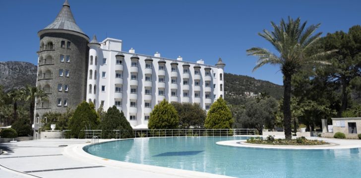 apsistokite X LIFE HOTEL viešbutyje už gerą kainą. 