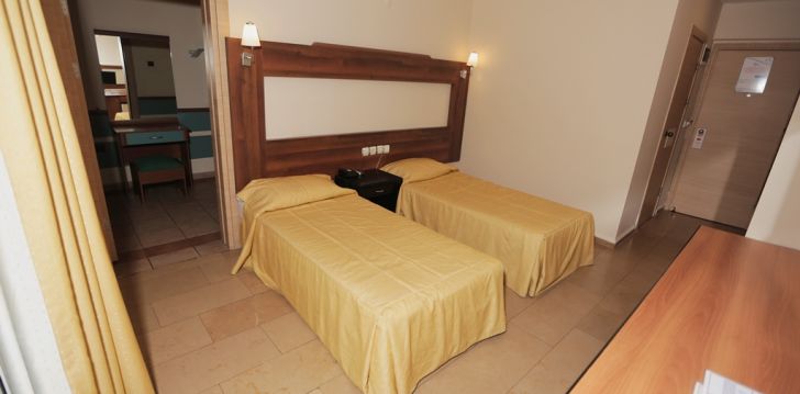 tavęs laukia poilsis Turkija įsikūrusiame CLUB MUNAMAR BEACH RESORT