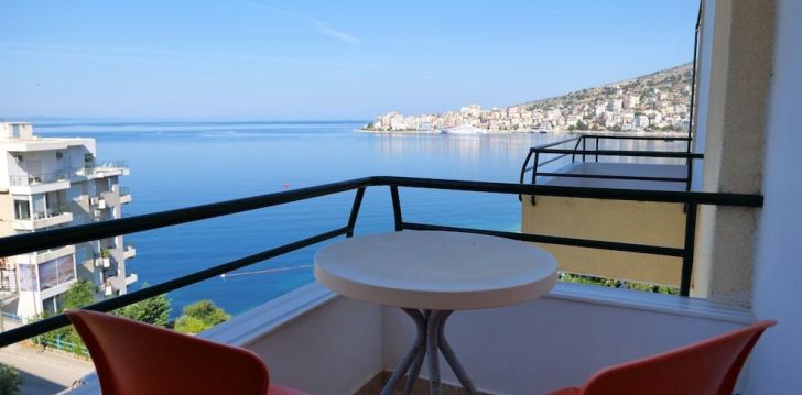 Apsistokite VOLA HOTEL SARANDA viešbutyje už gerą kainą.